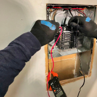Whole Home Surge Protection & Circuit Upgrades icon